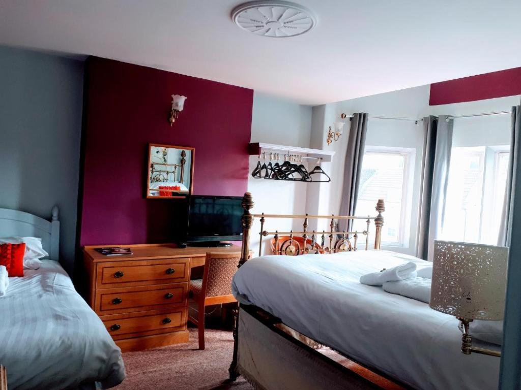 Oyo No 3 Hotel Bath Eksteriør billede